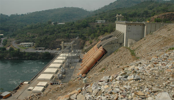 De turbines van de Akosombo dam